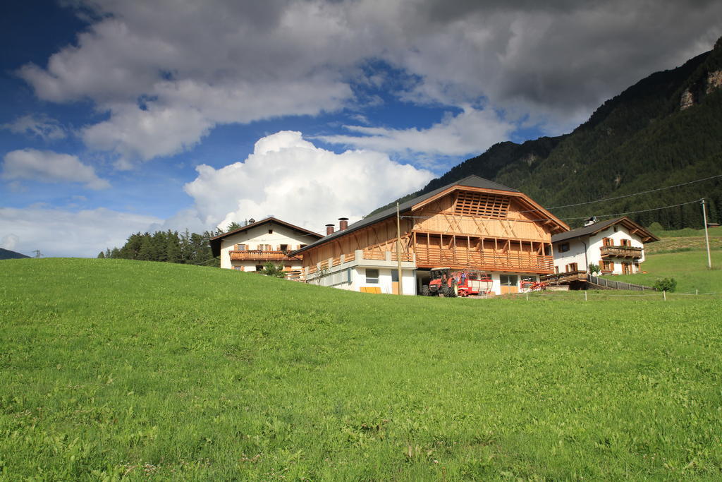 Radauerhof Villa กัสเตลรอตโต ภายนอก รูปภาพ