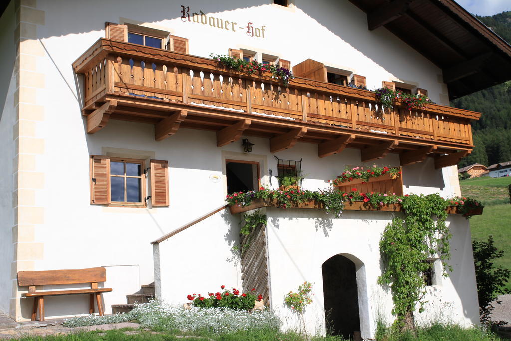 Radauerhof Villa กัสเตลรอตโต ภายนอก รูปภาพ
